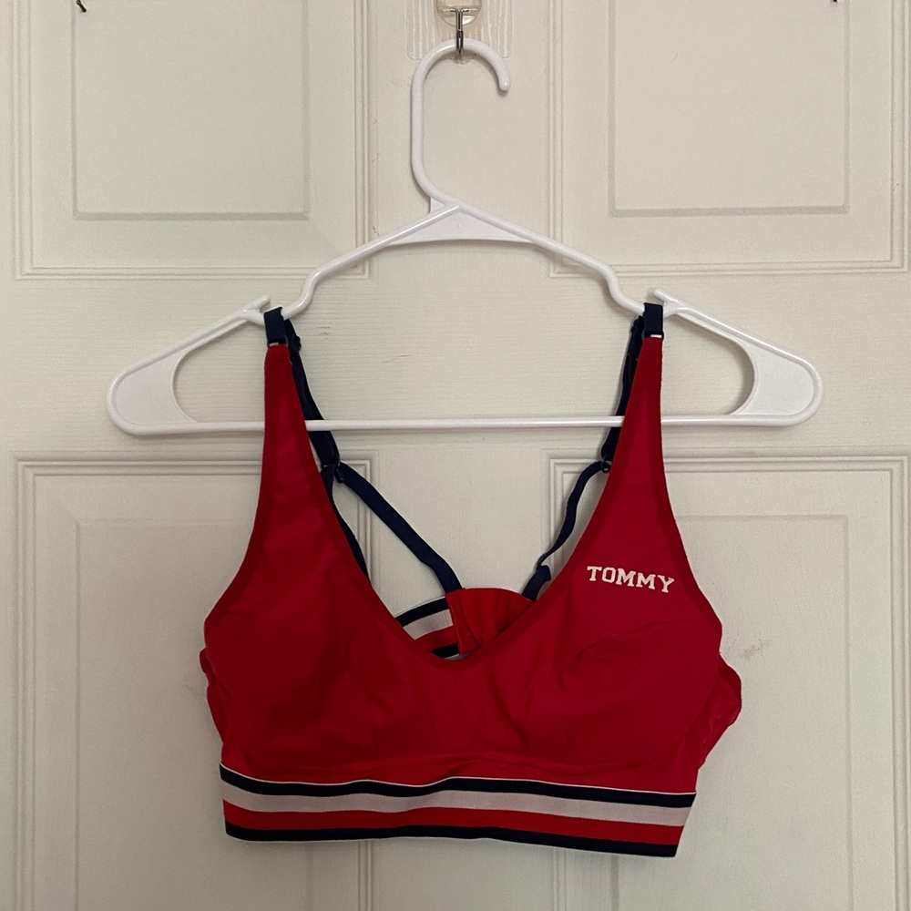 Tommy Hilfiger Sports Bra